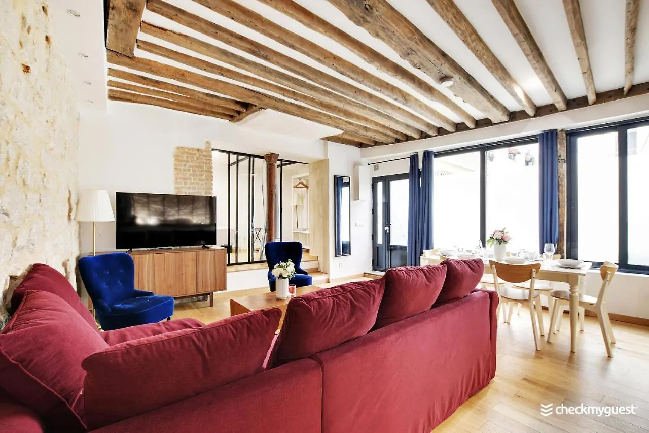 Cmg Trinite - D'estienne D'orves / Liege Apartment